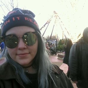 Meet your Posher, Sam